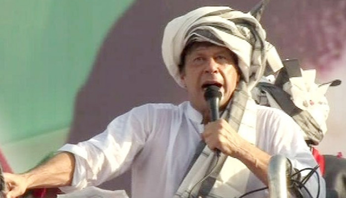 عمران خان کا کہنا ہے کہ بنوں کے فرعون کا مقابلہ کرنے کے لیے یہاں سے الیکشن لڑنے کا فیصلہ کیا ہے۔
